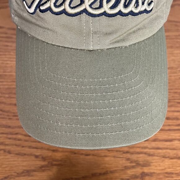 Titleist Golf Tan/black & white lettering adjustable strap OSFM - Picture 3 of 8